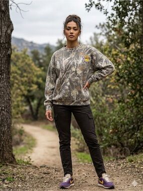 NBA Los Angeles Lakers Patch Logo Camo Sweatshirt